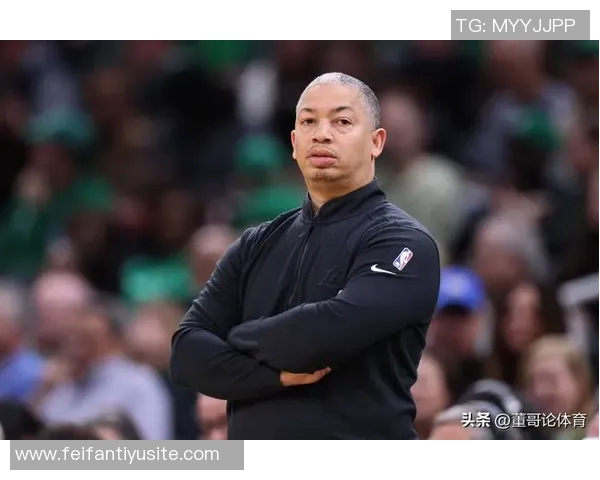 泰伦卢盛赞训练营表现称保罗与大洛展现出色状态 泰伦卢盛赞训练营表现称保罗与大洛展现出色状态