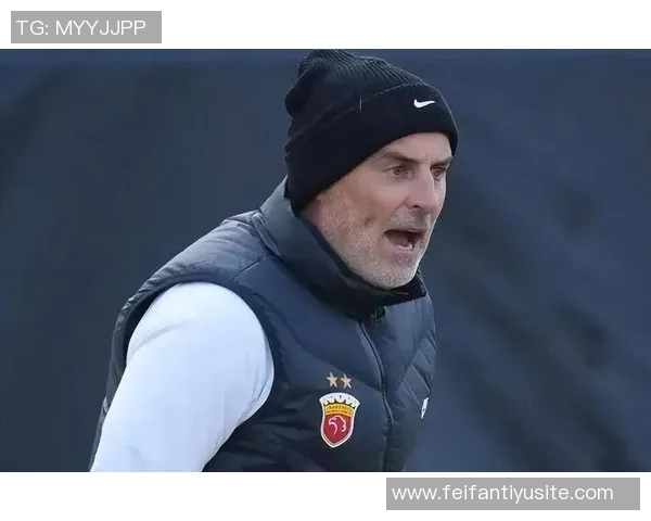 狼队主帅佩雷拉下课仅两月续约三年球队十轮不胜垫底英超 狼队主帅佩雷拉下课仅两月续约三年球队十轮不胜垫底英超