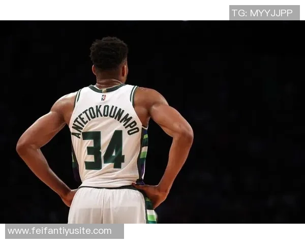 字母哥32分钟内表现出色却无力挽回局势贡献26分11板8助令人唏嘘