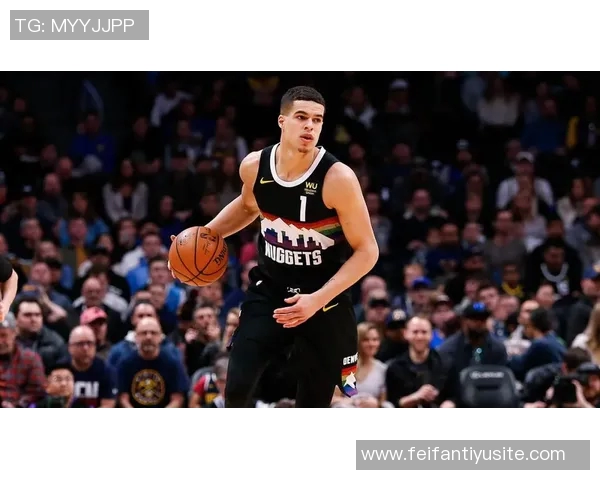 小迈克尔波特表现出色半场11投5中贡献14分三分球命中率高达50 小迈克尔波特表现出色半场11投5中贡献14分三分球命中率高达50