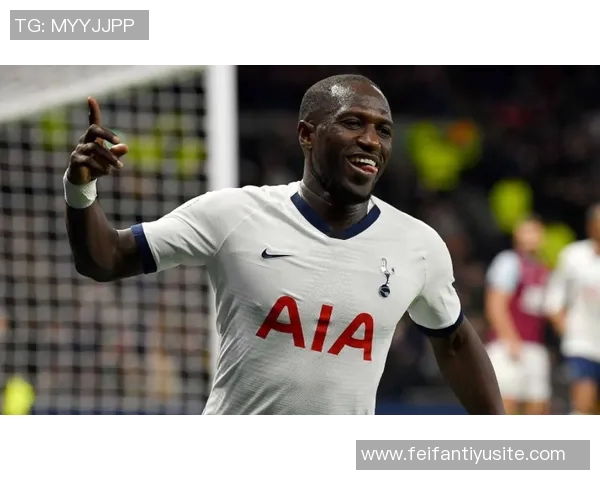 姆希塔良揭露与穆里尼奥矛盾内幕互喷言辞激烈引发关注 姆希塔良揭露与穆里尼奥矛盾内幕互喷言辞激烈引发关注